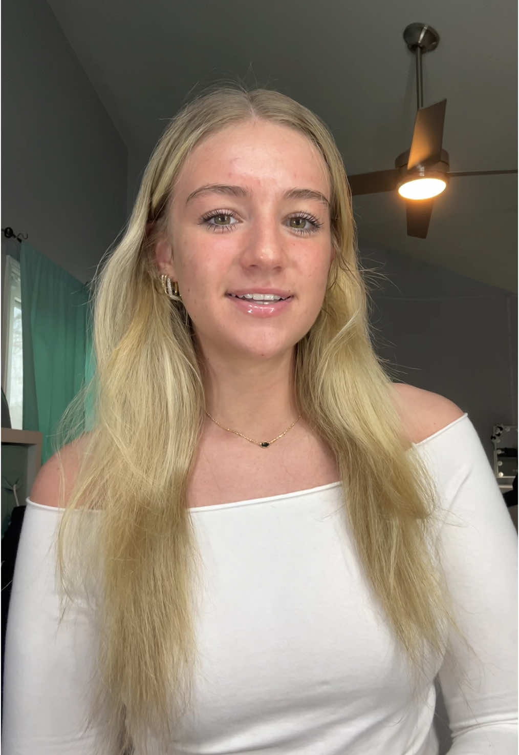 grwm for school #grwm #grwmforschool #grwms #makeup #grwmroutine #grwmmakeup #outfit #hair #jewerly #getreadywithme #school #schoolgrwm 