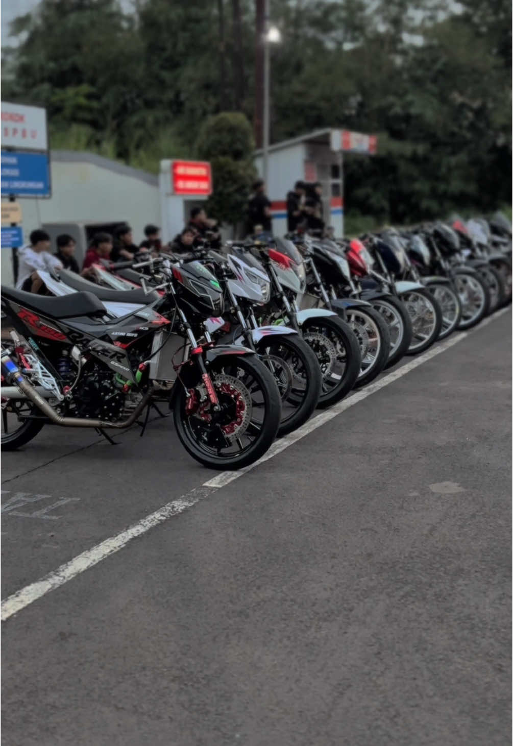 perdana ngabuburide🥰 #sonic150r #hondasonic #satriafu #satriafuindonesia🇮🇩 #dohc #dohcgank #xybca #moto #komorodindonesia #komorodstyle #sonicroadrace @sam arifs @Nanang @Fu-kuncen🔥 