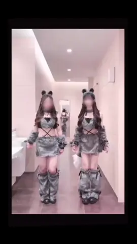 Malymoonコスプレかわいい🐺🩶 #fyp #06 #量産型 #地雷＃ギャル #コスプレ #ハロウィン #おすすめにのりたい #コンカフェ #スナ系 #自撮り界隈 #シャドバン中 #おすすめ #マリームーン #狼コスプレ #ljk #思い出 