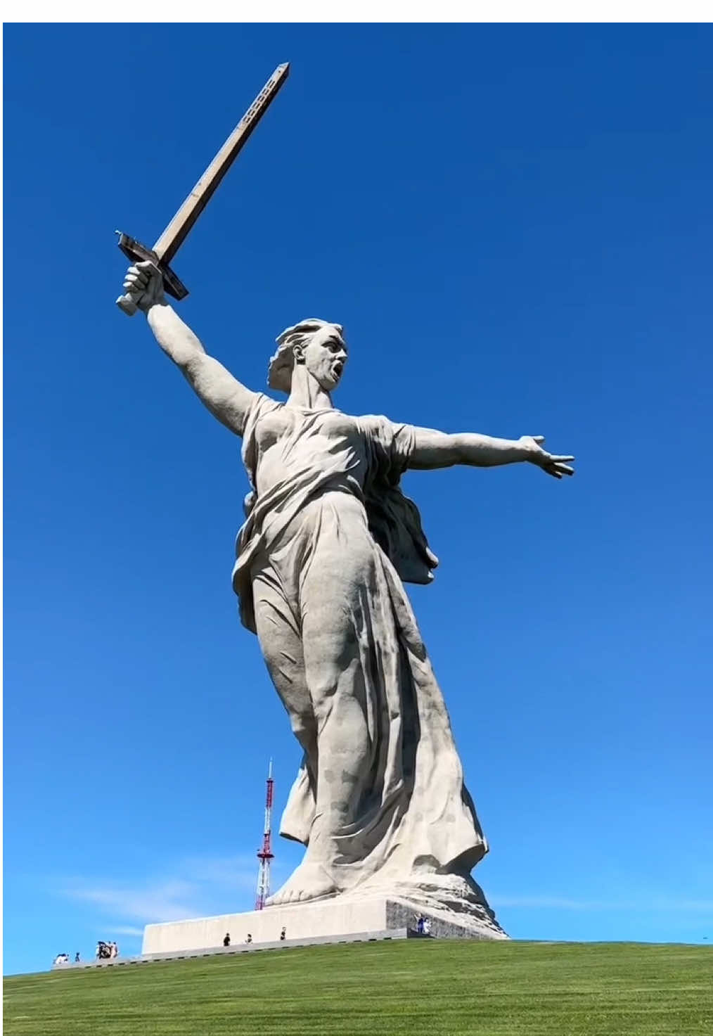 Motherland Calls, 📍🇷🇺 Volgograd #aesthetic #statue #russia #history 