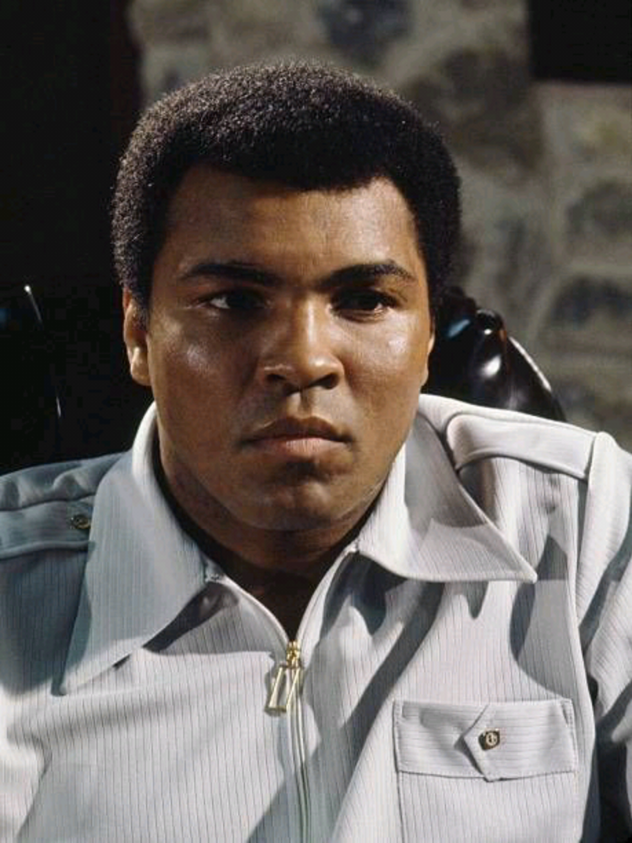Muhammad Ali 👑 #sports #boxing #muhammadali #boxing🥊 #edit #fighting #training #trending #champion #legend  @ANILA21 