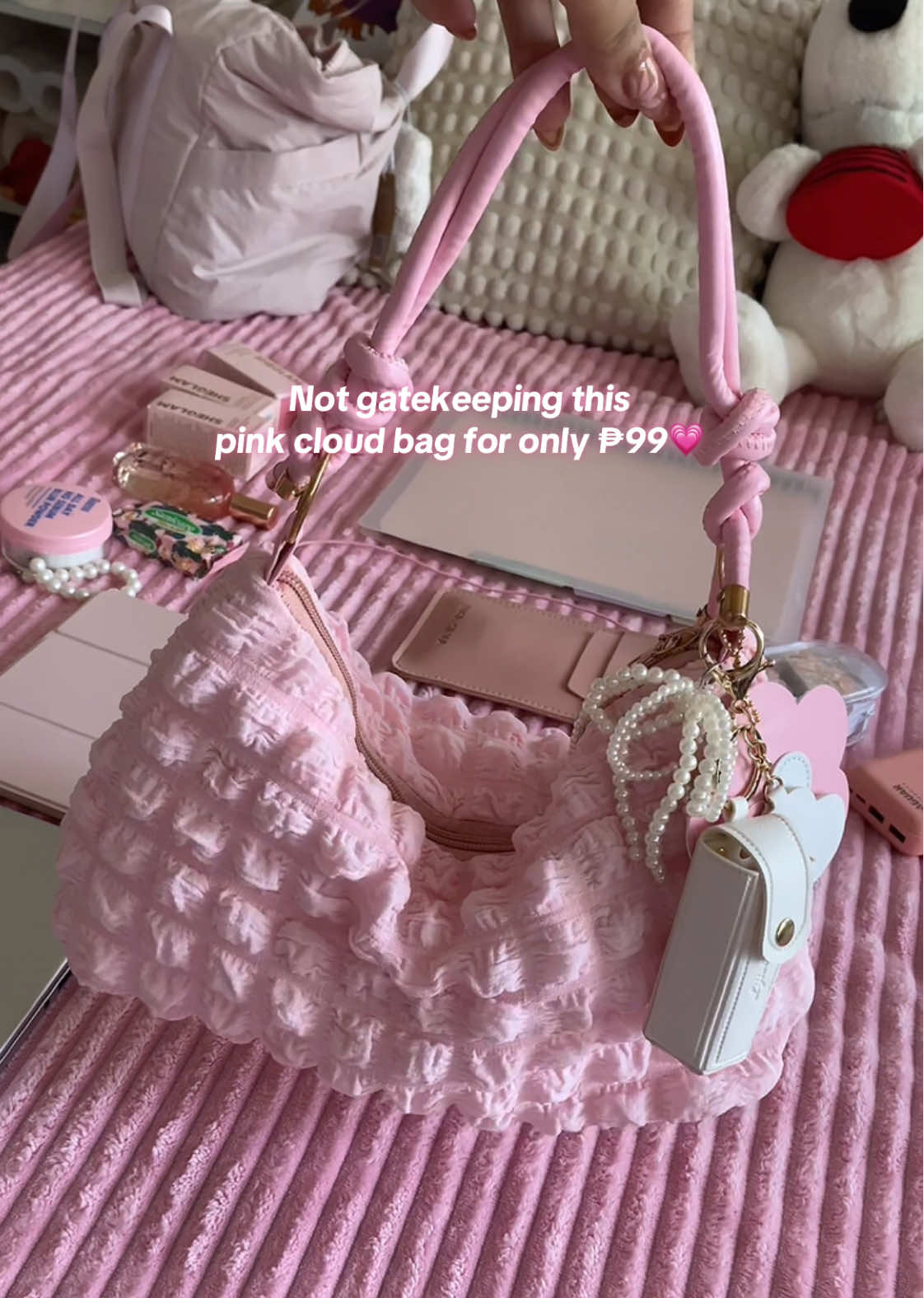 if it’s pink, it’s pretty😫💗#bagtok #pinkcloudbag #cloudbag #affordablebag #fyppp 