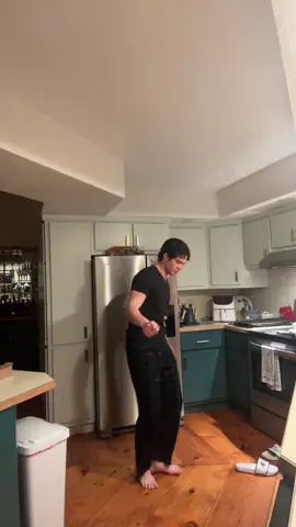 “Yo clav get down rq”