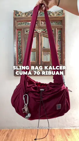 Sling Bag nya Kalcer bgt oy 🙌✨@ironhood #tasslempang #slingbag #tasserut #tasngampus #skena #kalcer #wibgajian #fyp 