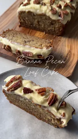 Very delicious and addicting #bananapecanloafcake 🍌😋! #bananapecancake #bananapecancakerecipe #creamcheesebuttercream #creamcheesebuttercreamrecipe 