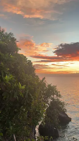 🌅#fyp #beachvibes #sunset #view #random 
