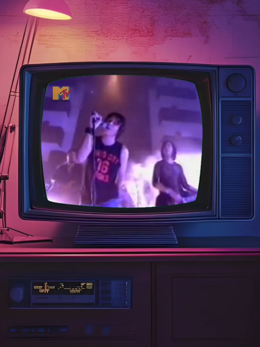 Ungu - Bayang Semu (2003) || OST. Sinetron ABG #ungu #bayangsemu #abg #2000smusic #mtv #musicvideo #JelajahRamadan #bringbackmtv 