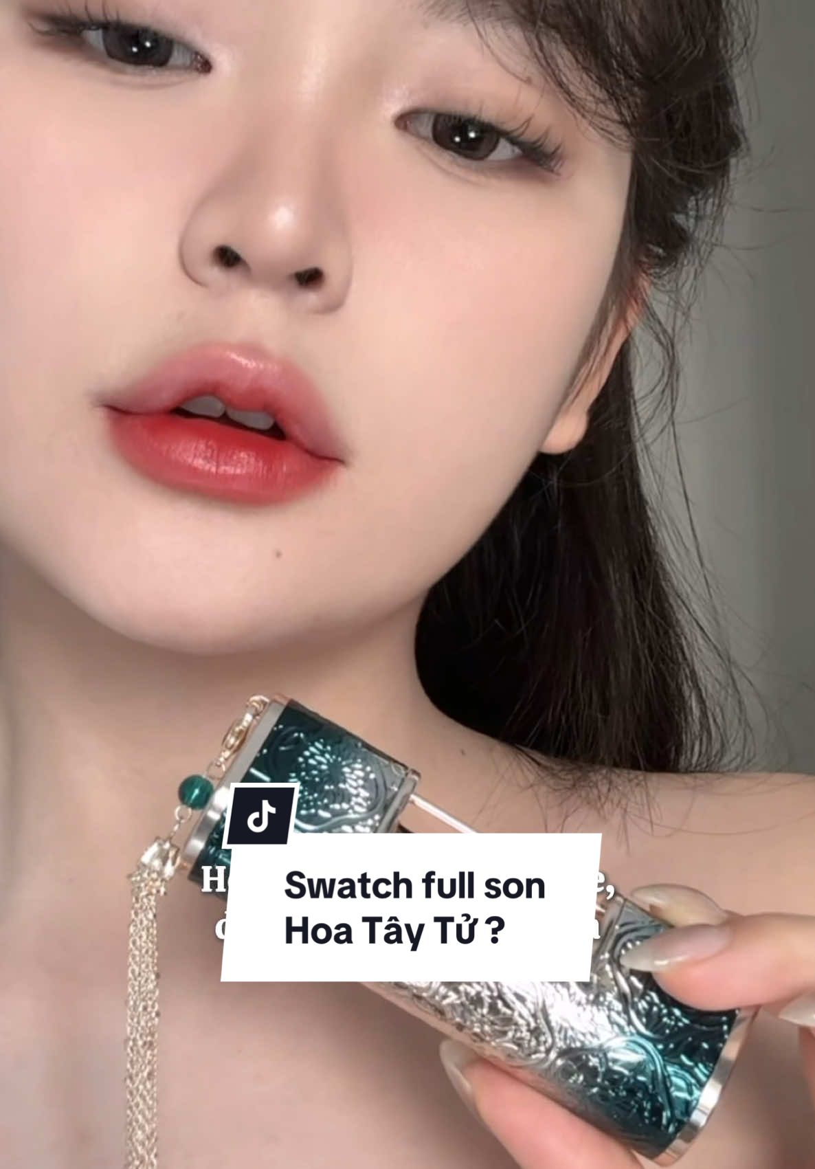 Thỏi son đẹp nhất mà tui từng swatch gọi tên FLORASIS - Hoa Tây Tử !! #beauty #makeup #swatches #BeautyTok #goclamdep #reviewlamdep 