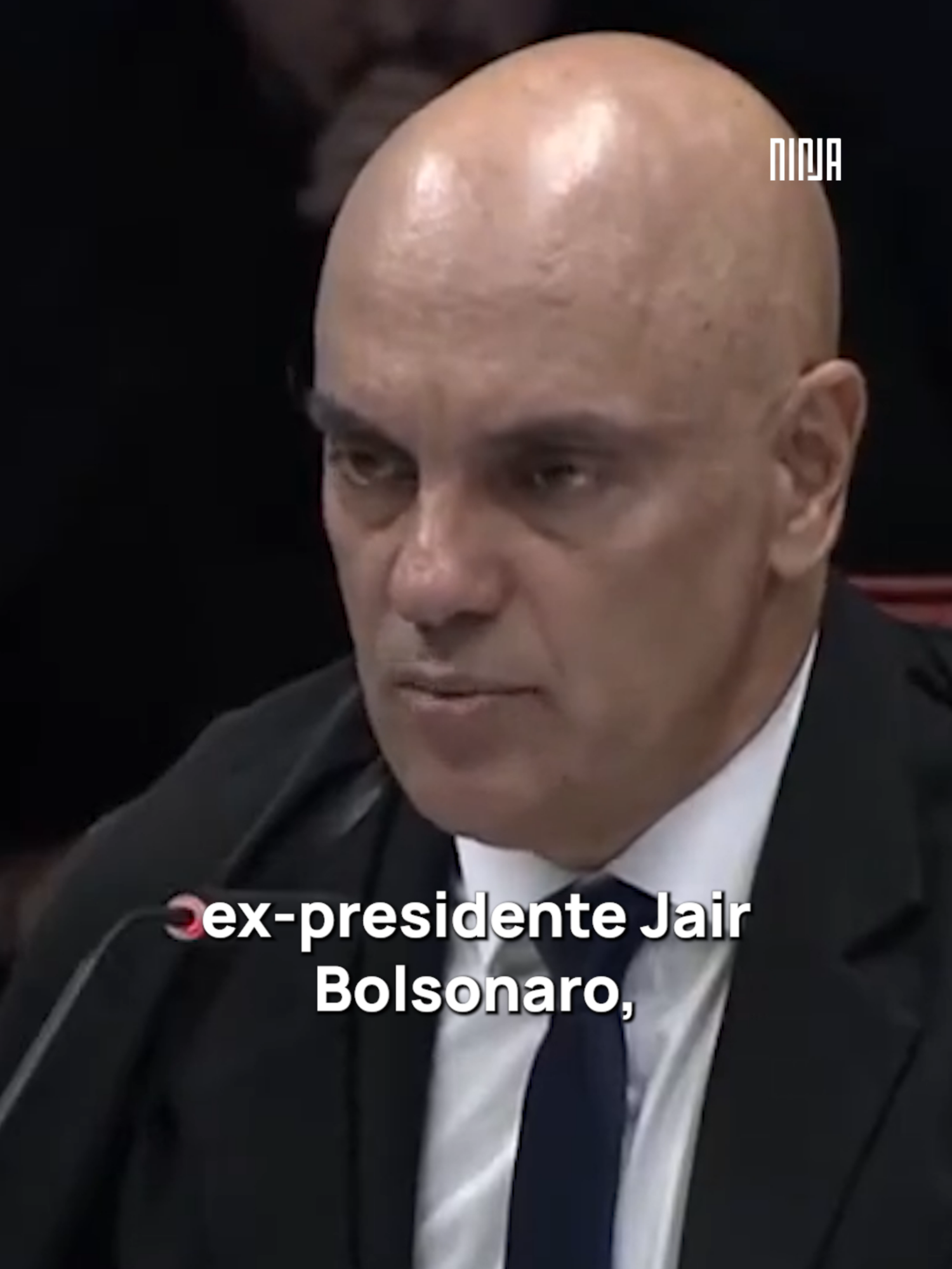 Moraes defendeu que Bolsonaro é líder da organização criminosa e deve ser denunciado.