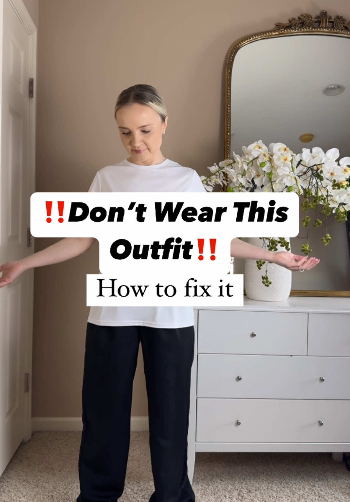 ‼️I’d never wear this out in public & how to fix it series‼️Outfit linked in bio. 🚨If your outfit looks like this, you probably mixed items that don't compliment each other or your figure or haven't fully styled it. Doesn’t mean you need to buy new items to make your outfit work. Why doesn't this outfit work?🤔 1.   loose top + loose bottom = no balance 2.    three items are oversized/chunky 3.    lost in all fabric 4.    no shape 5.    doesn't highlight any body elements How to fix it🛠️: - define waistline by adding a belt or tucking your top in - reach for something other than sneakers of going casual  - accessorize & add layers to create interest #fashionproblems #FashionAdvice #fashion101 #fashionsolutions #howtovideo #fashiontutorial #petitestyle 