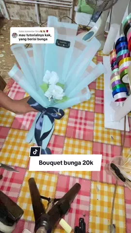 Membalas @Nica💐💐🌹 hallo Kaka, silakan simak video ini ya sampai selesai semoga bermanfaat 🥰#buket #sesuaibudget #buketmurah #bismillahfyp #trending #fyp #masukberandafyp #hemat #tutorialbuket #serbamurah #tutorial #fyppppppppppppppppppppppp #viraltiktok #kadoulangtahun #buketgembul #buketbunga 