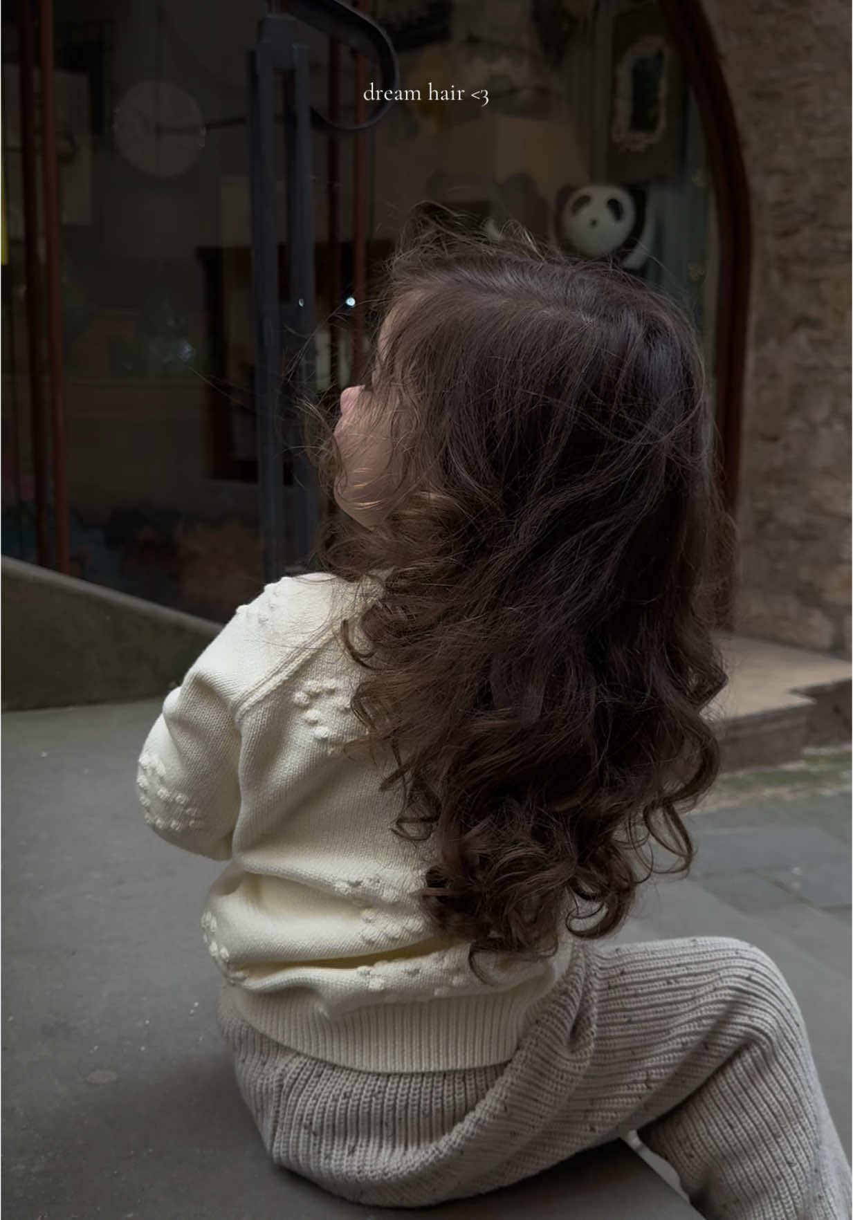 When your baby has a better hair than you 🩷🫠 #girlmom#curlygirl#toddlerhair#hairtok#mybaby