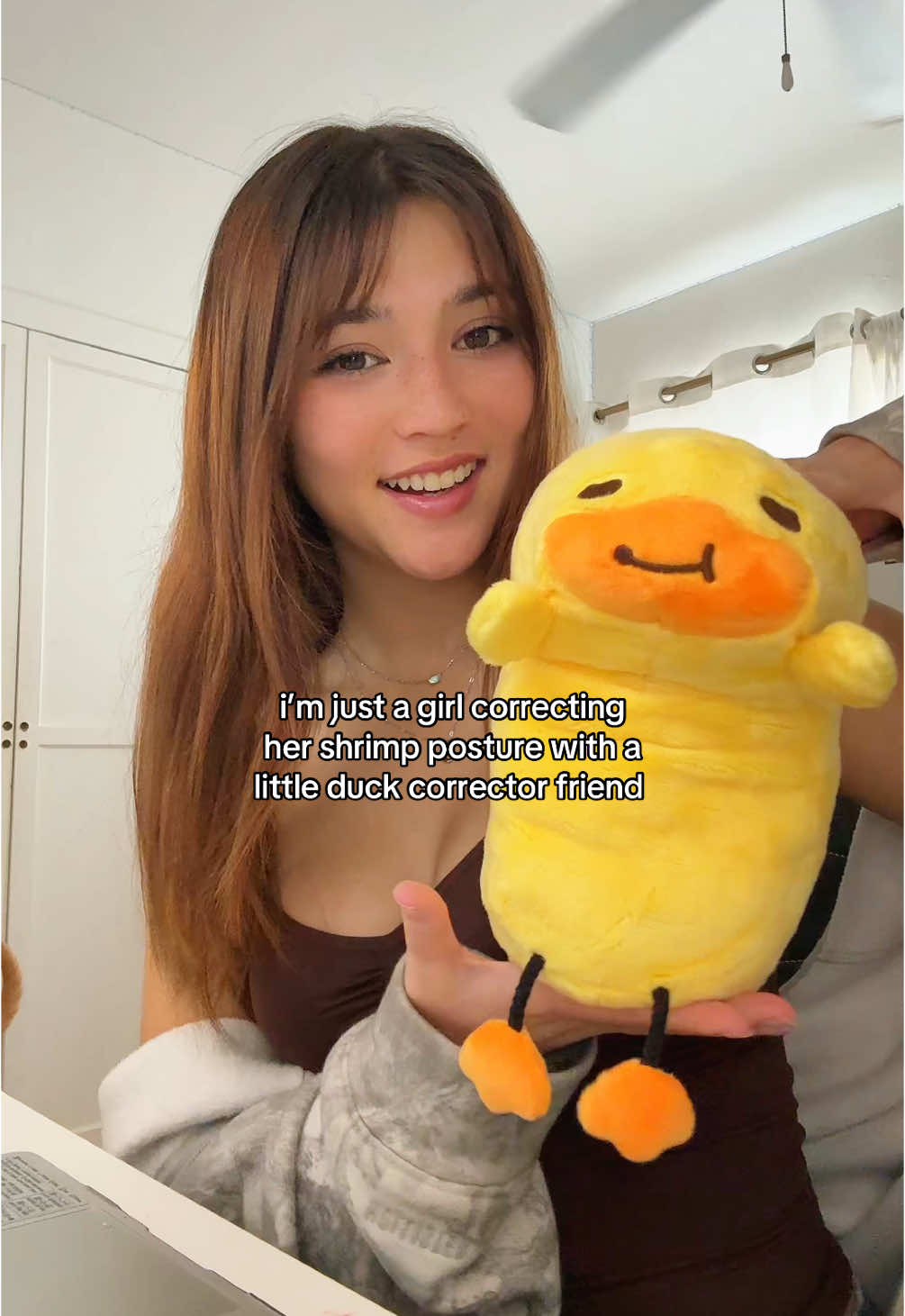 i literally sit like this: 🦐 but now i can use my favorite duck friend to stop breaking my back #springglowupchallenge #posture #shrimp #fyp 