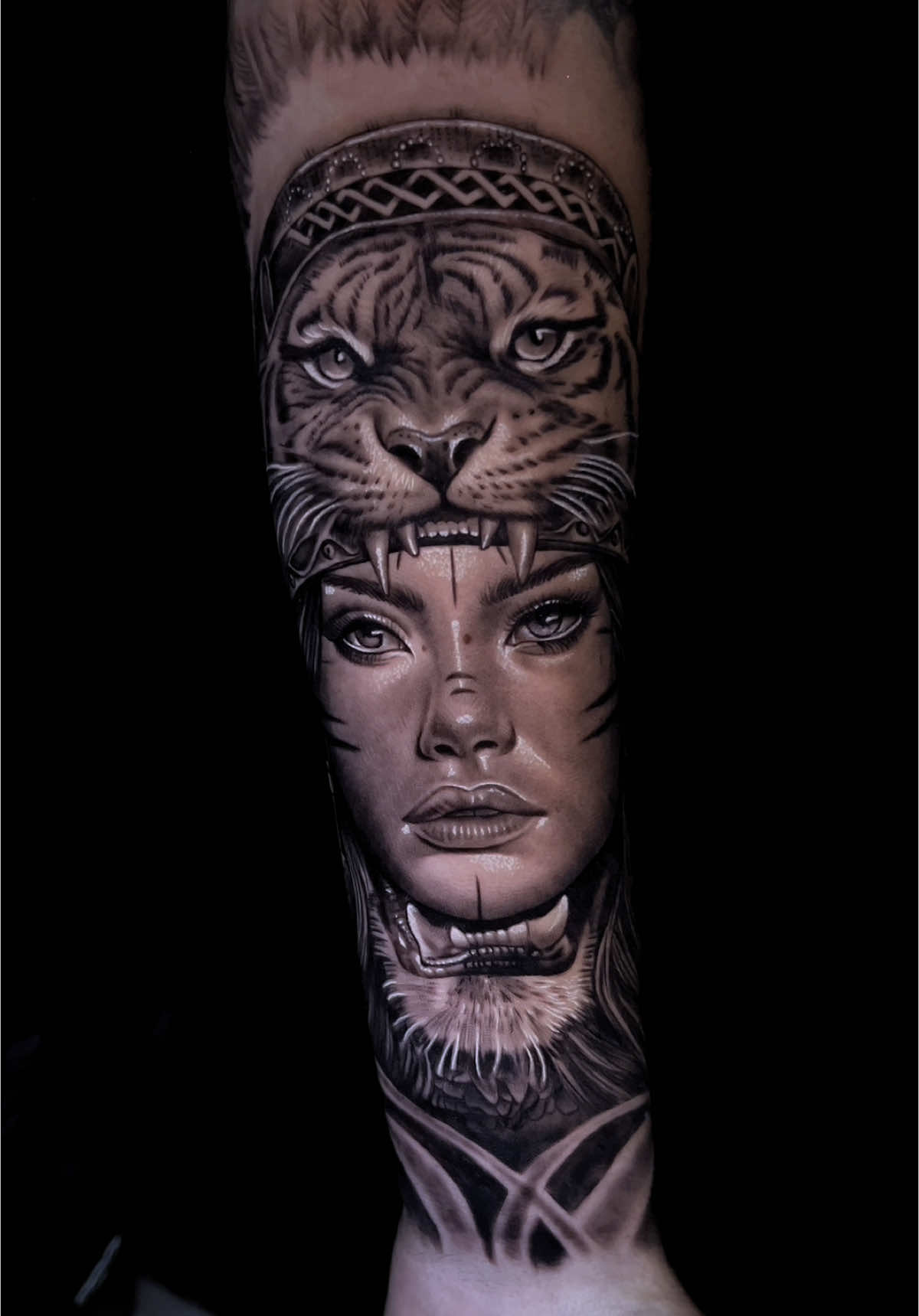 Resultado da tatuagem feita na mentoria para @dark_fsa. Se você tatuador está querendo evoluir, fale comigo, vamos fazer a sua mentoria particular.#tattoo 