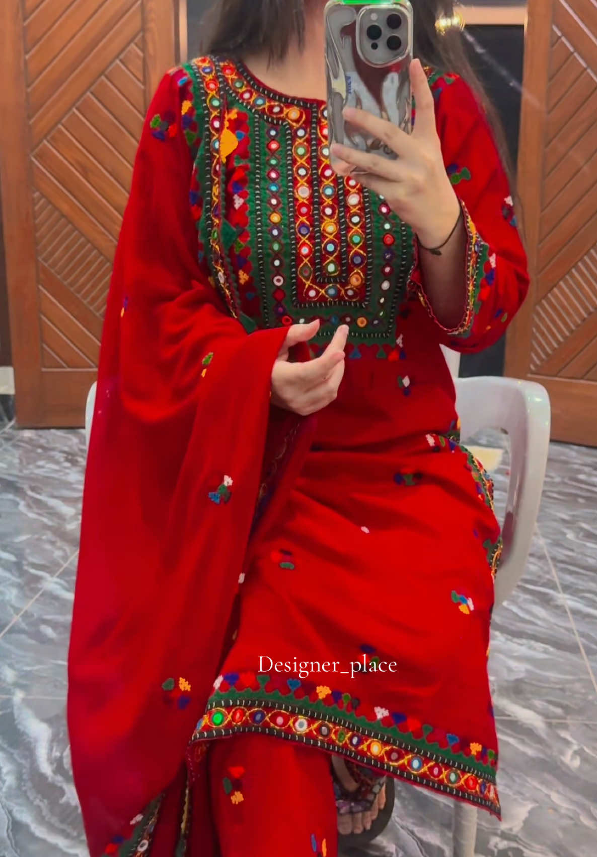 Munsa haru baru zulm karin tho😡 #foryou #foryou #eidcollection2025 #foryoupage #foryoupage #designerplace #eid #available #Designbydesignerplace 