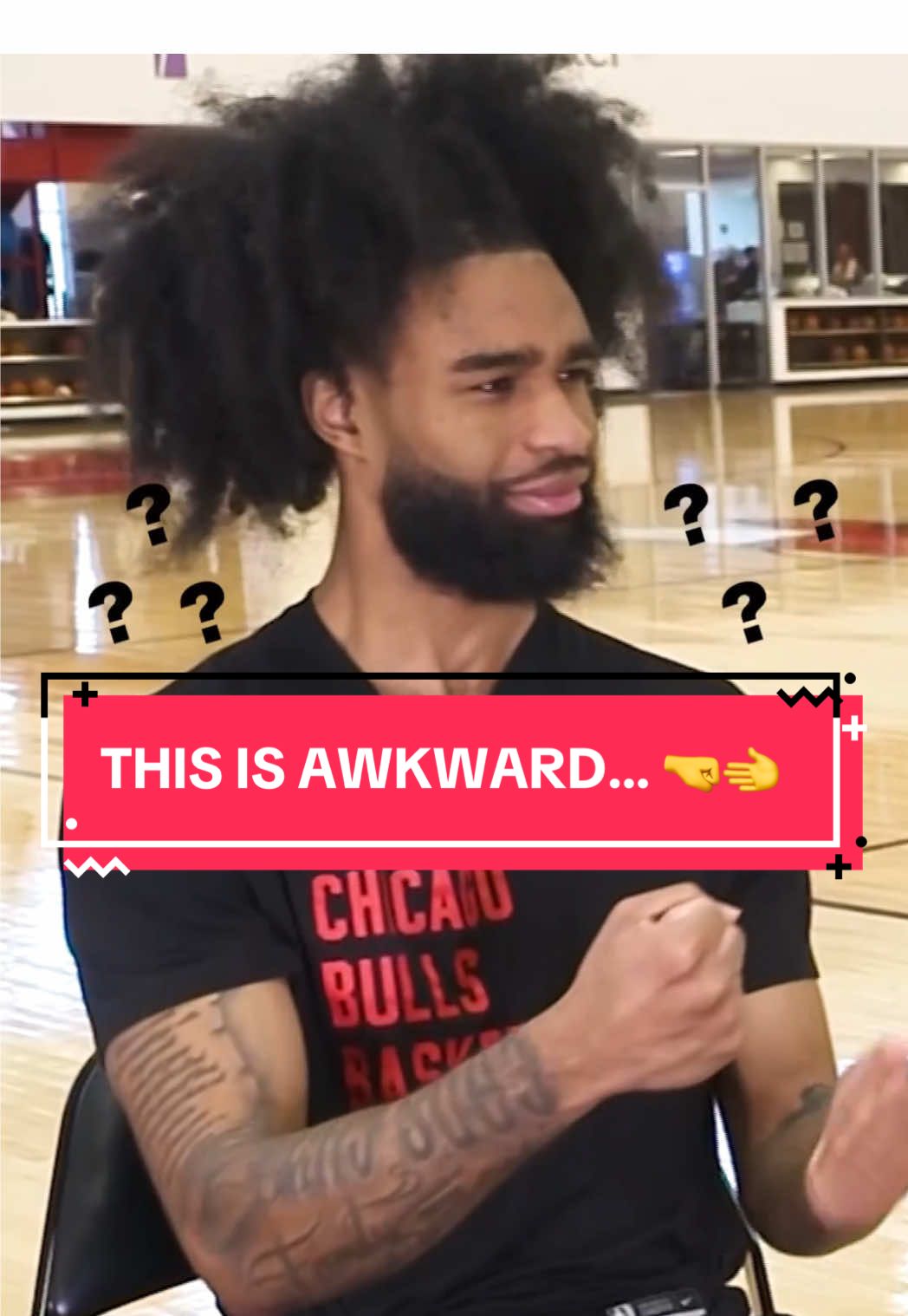 That awkward moment when… 🤜🫲 #chicagobulls #cobywhite #NBA 