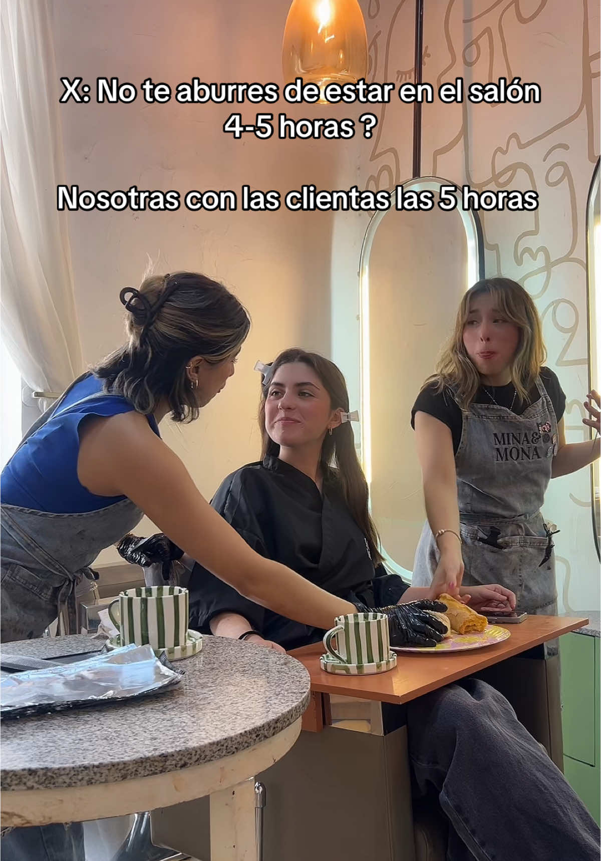 Hasta nos tardamos menos y aquí se quedan por gusto 😂🩷🩷🩷 #paratiiiiiiiiiiiiiiiiiiiiiiiiiiiiiii #humor #estilista #Meme #salondebelleza #hairtok #colorista #maquillista 