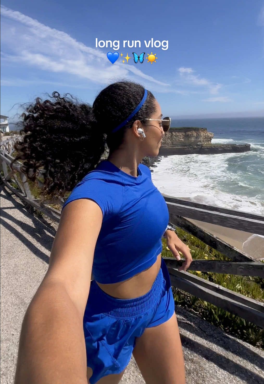 POV: Your weekend revolves around a ✨ ridiculously long run ✨ and you wouldn’t have it any other way What im wearing: Top + shorts @lululemon  Shoes @HOKA  #runner #runtok #halfmarathontraining #runnergirl #longrun #Vlog 
