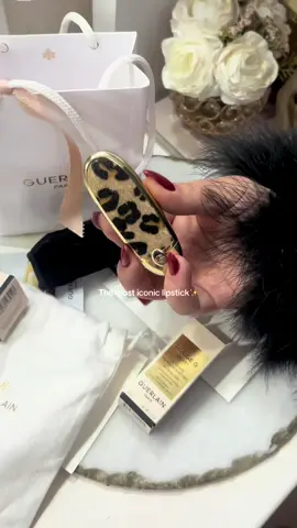 Obsessed ✨#guerlain #guerlainlipstick #guerlainmakeup #guerlain #guerlainlipstick 