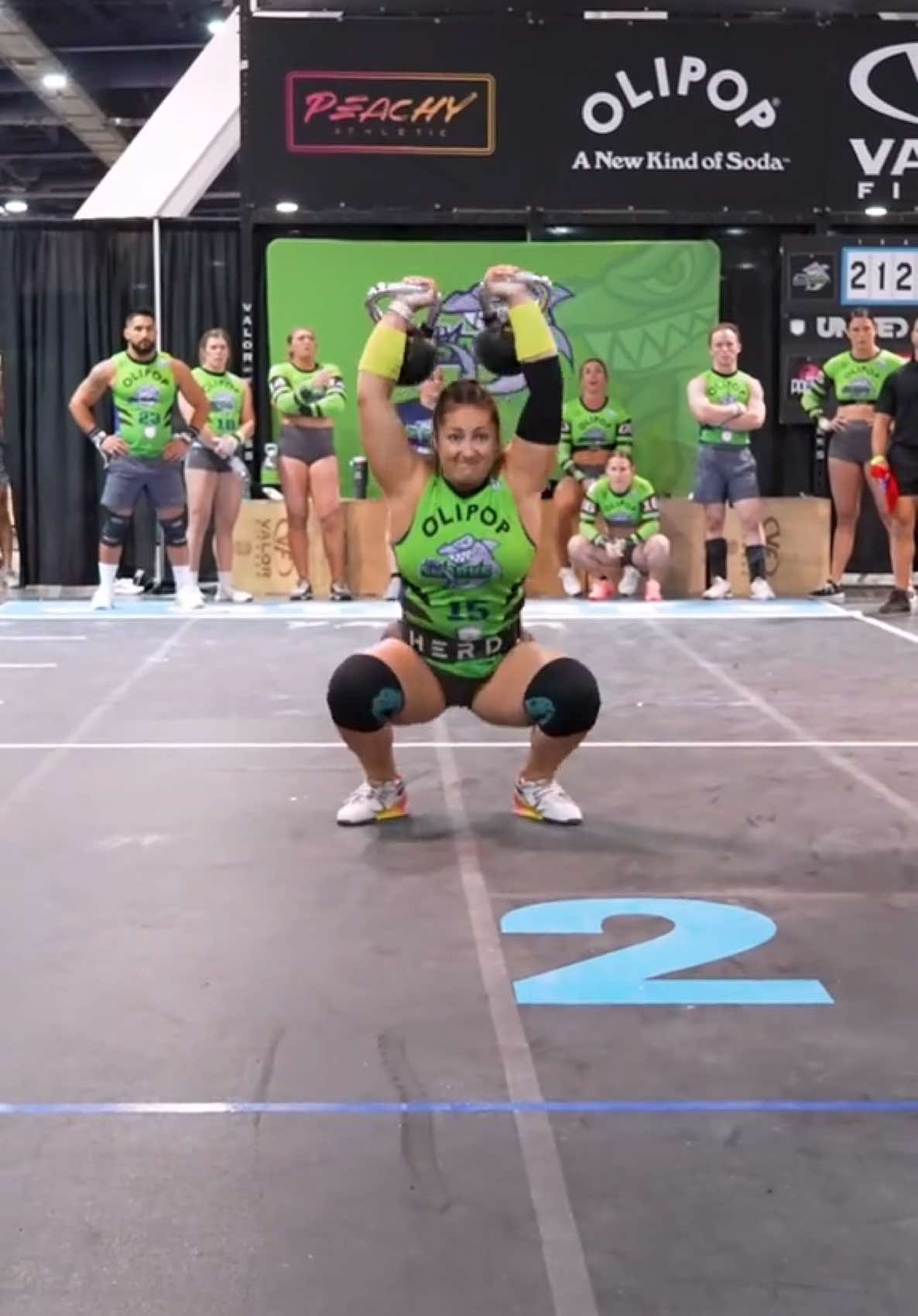 Who do you think won? #playgrid #kettlebell #sports #strength 