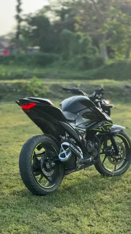 আসলে বাইকের উপর কোন কিছু হতেই পারে না..!🖤🔥#fypシ #fyyyp #foryou #foryoupage #trending #bike_lover #biker #suzuki_gixxer_fi_abs_2025 #M_R_GIXXI🖤🔥 #mashrafe_ruhan 