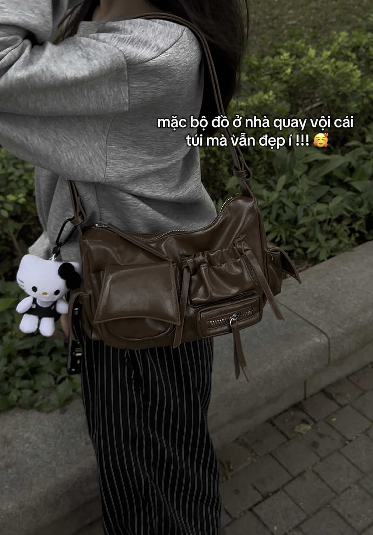 Cái màu nâu tây nó sanggg gì đâu 🥹 #isbag #xuhuong #tuixinh #fyp 