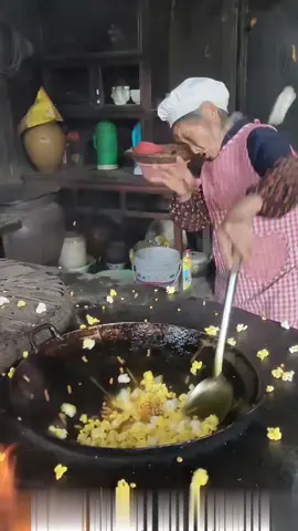 Grandma's popcorn explosion disaster! #popcornchaos #grandmacooking #kitchenexplosion #funnycooking #popcorneverywhere #streetfood #cookingfail #popcornparty #grandmaskills #cookingaccident #traditionalsnacks #popcorneruption #kitchenadventure #dailylaughter #foodmaking #unexpectedmoments #popcornrain #grandmaexpression #cookingchallenges #foodexplosion #homemadetreats #kitchendisaster #popcornmaking #funnyelders #foodfails #traditionalcrafts #explosionscene #grandmadaily #foodfun #kitchenstories