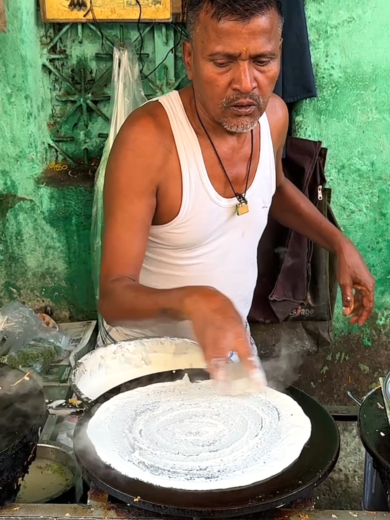 India’s $0.30 Pancake You Can’t Miss!   📍 Kolkata in India   #pancakes #indianfood