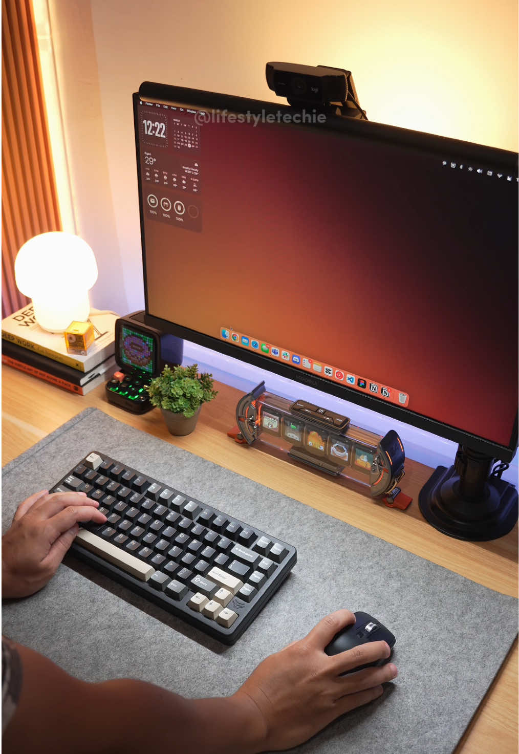 Looking for the Best Budget Monitor for Gaming? Check out @kooruiphilippines G2411P.  Get ₱300 off using the code KOORTECHIE.  #gaming #setup #setupgaming #kooruig2411p #200hzmonitor #bestmonitorforgaming #KOORUI #KooruiPhilippines #GamingMonitor #desksetup 