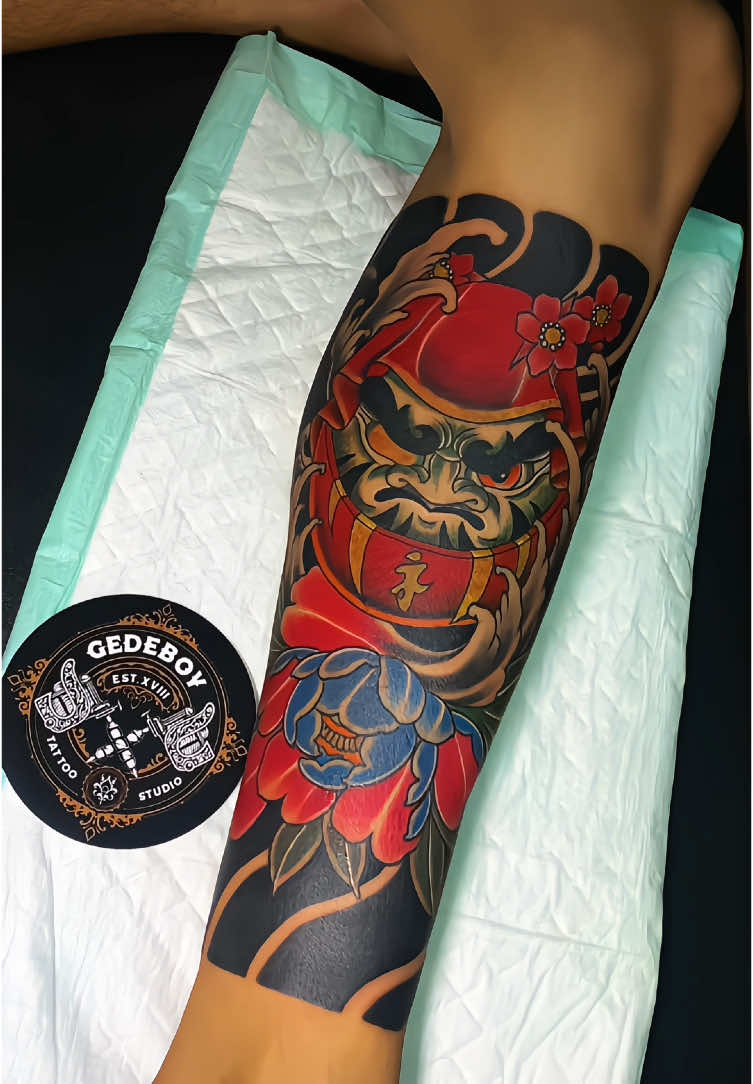 Khusus LOCAL 🔥tattoo Daruma x flowers ✅ yuk booking +6282146505692 #_gedeboy_tattoo #dragon #dragontattoo #fup #fypdong #fyppppppppppppppppppppppp #fypgakni #tattoos #fypsounds #tattoostudio #pyf #tattoobali #fypシ゚viral #foryou #japanese #bali #tattoopamogan #fypage #EkspresikanDenganCapCut #viralvideo 
