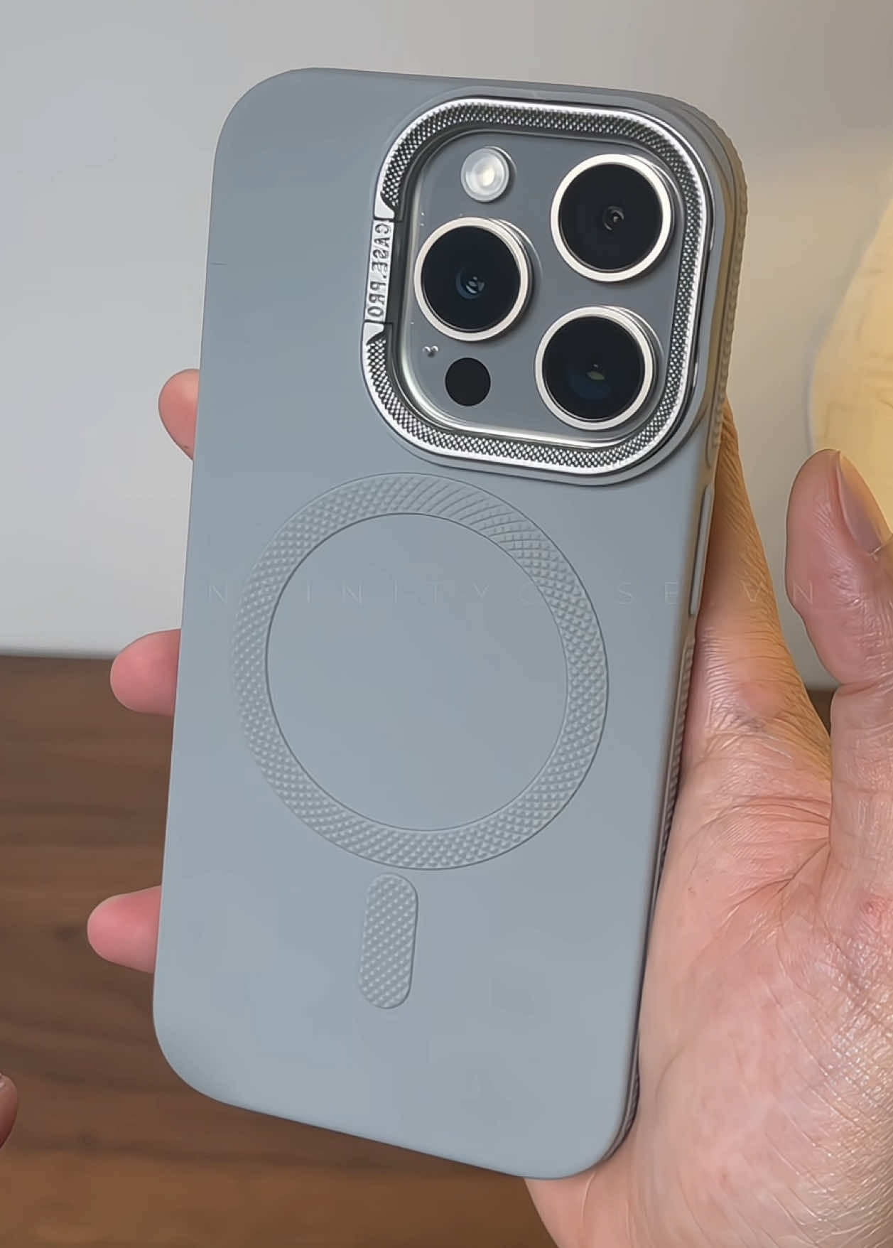Ốp mềm hạn chế bám bẩn magsafe viền camera tích hợp giá đỡ #infinitycase 