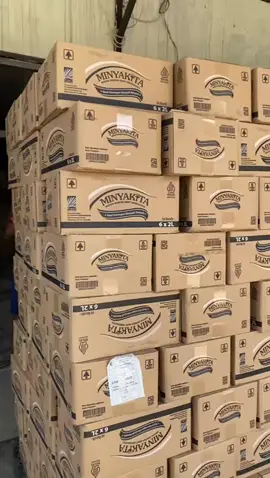 Minyakita 1,2 dan 5 liter Minimal order 100 box Lokasi gudang : Parung Bogor Cp : 082213151408