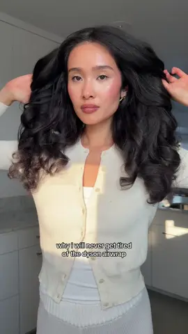 the dyson airwrap will always be that girl #hairtok #hairblowout #dysonairwrap #blowout @Olaplex @Emi Jay @Kérastase 