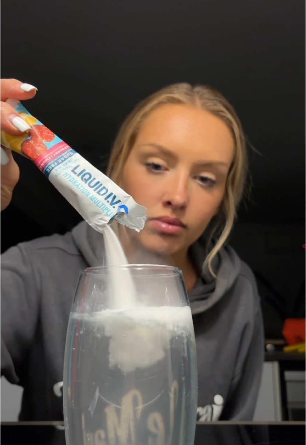 When the hubby and kids are asleep but I’m craving a sugar-free raspberry lemonade mocktail #liquidiv #liquidivpatner @Liquid I.V. 
