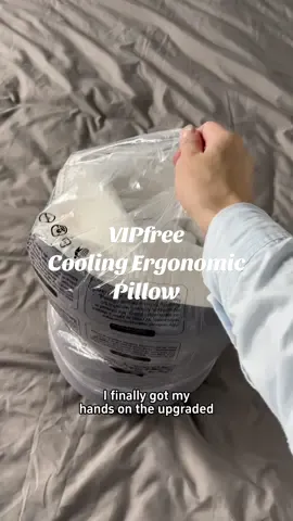 New version pillow, for those who want a thicker pillow but also improve their sleep #pillow #tiktokshop #sleep #neckpain #neckpillow 