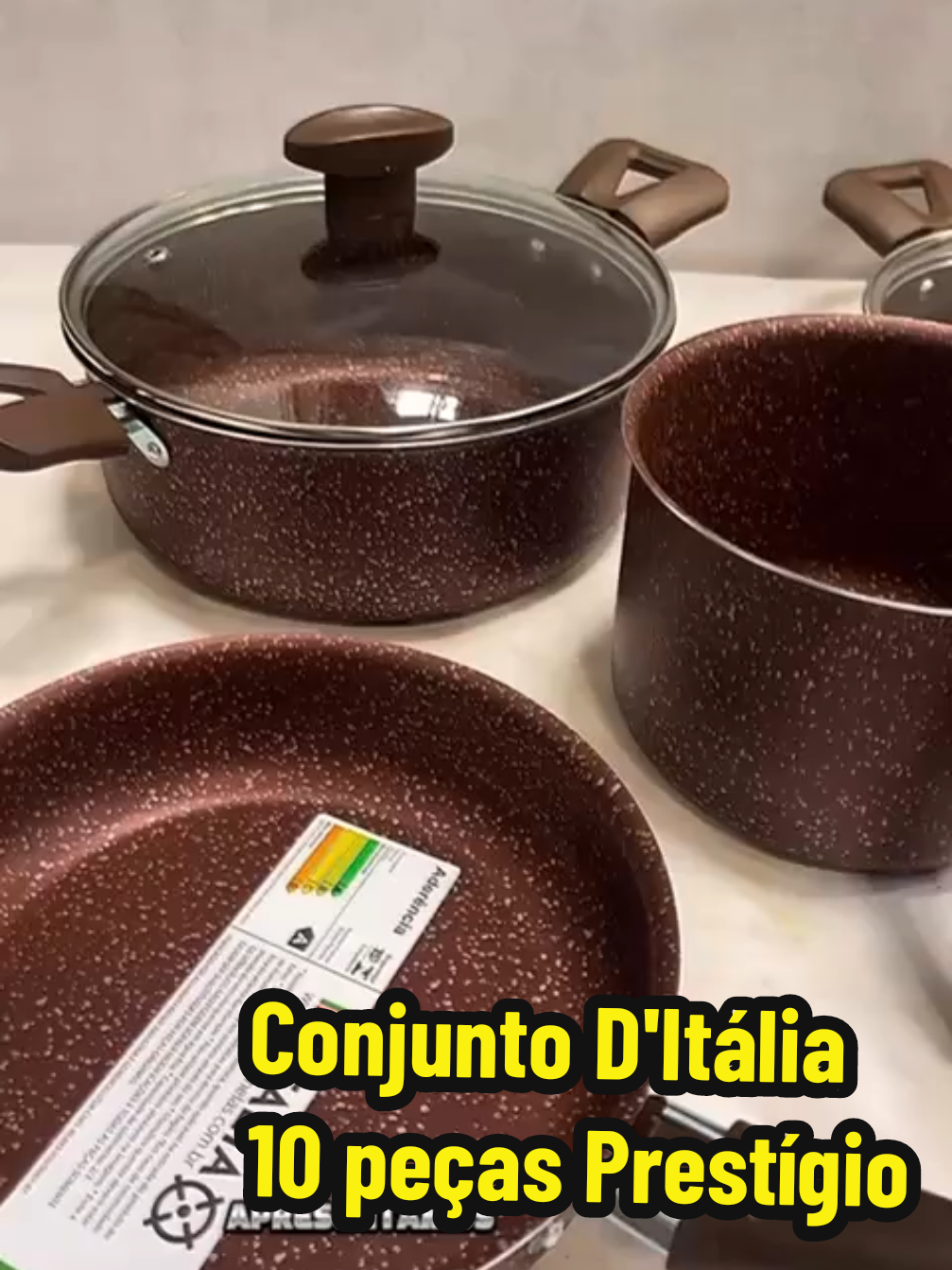 Conjunto de peças D'Itália linha Bianco. Confira os descontos no link da bio! . . #panelas #utilidadesdomesticas #ditalia #conjuntodepanelas #cozinha #receitas 