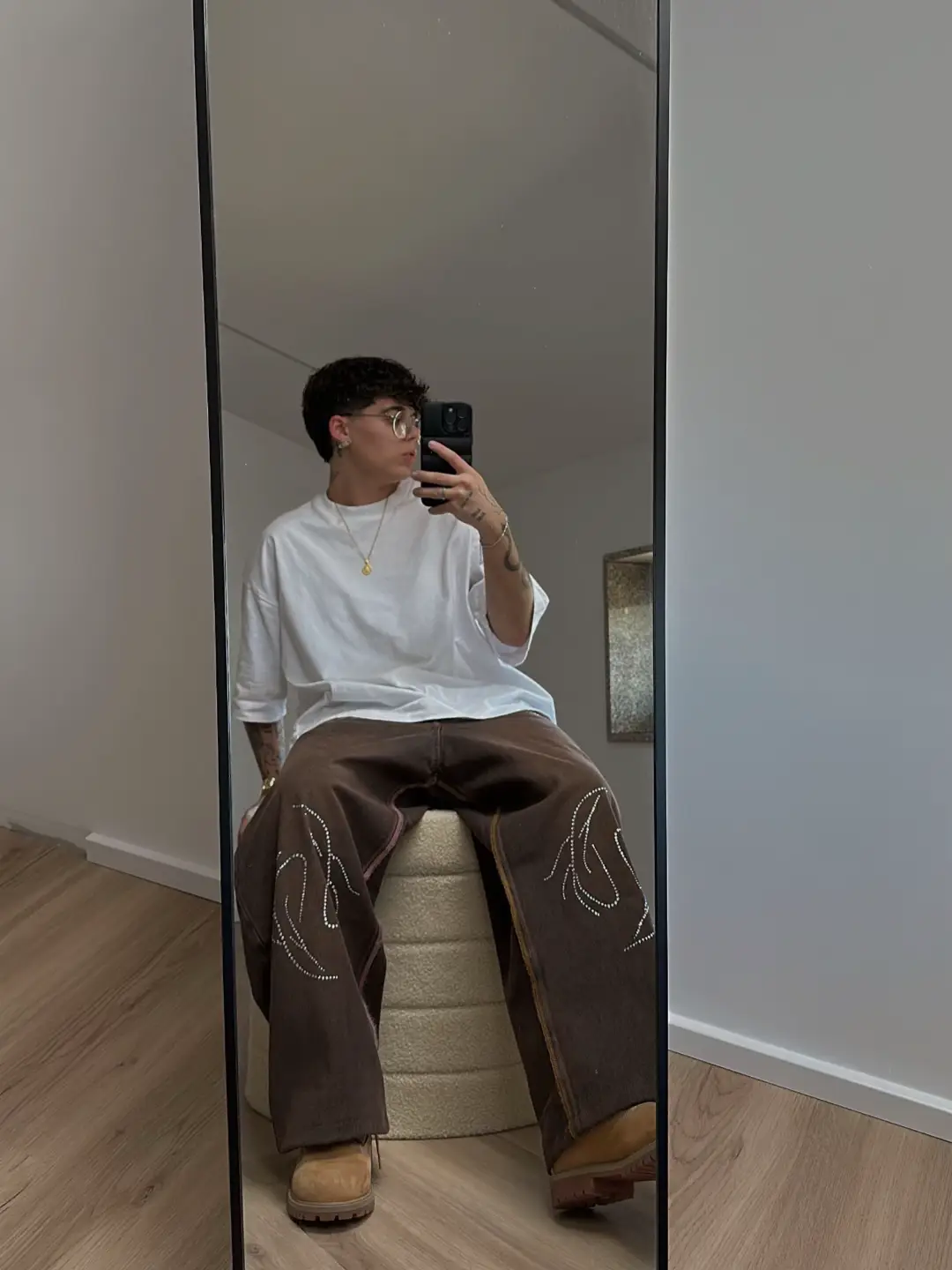 Fitcheck🤎#fyp #fit #fitcheck #monalisa #jhope #outfit #outfitideas #viral #trends #Biscoitocut #portugal🇵🇹 