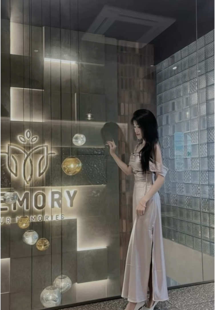 đầm lụa trễ vai dáng dài#tic #xuhuong #xuhuongtiktok #đầmlua 