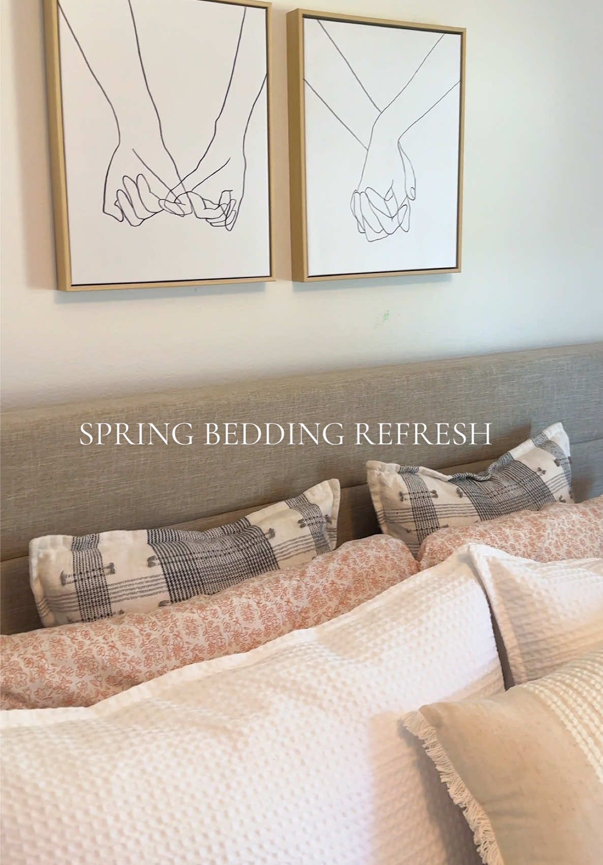 spring bedding refresh💐⛅️🌼 #neutralbedroom #bedroomdecor #bedding #makethebed #cozyhome #cozyvibes #neutralbedroom #bedroomdesign #bedsheets #amazonfinds #amazonmusthaves #amazonfavorites #amazonhome #bedroominspo #duvet #4u 