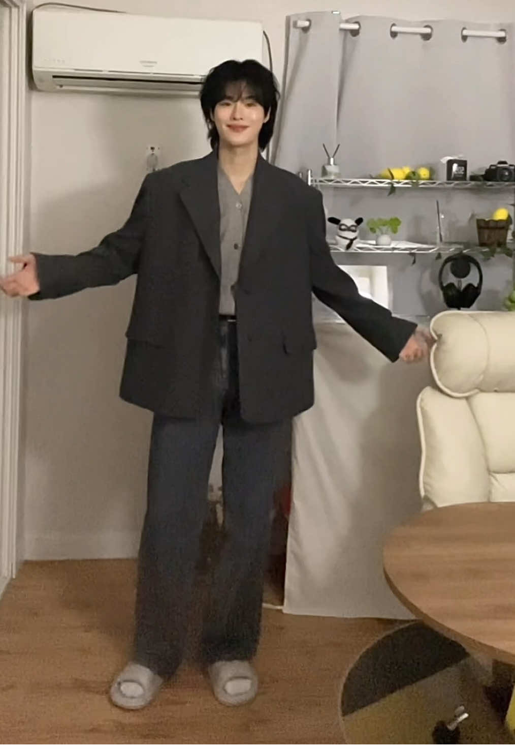 I'm 180cm tall 🤖  #おすすめ #fypシ #추천 #kpop #fyp #เกาหลี #kpop #skz #bts #korea 