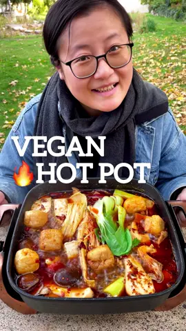 Vegan Hot Pot Today we are sharing our favorite hot pot recipe, there are many versions of hot pot in China, but the most known one is for sure the spicy hot pot from Sichuan and Chongqing. In Chengdu, there are many hot pot restaurants that are open 24/7, so you can imagine how popular hot pot is there. It is for sure the kind of food that I crave more when the weather gets colder, and the beauty about hot pot is- you can cook literally any thing you like in it, that’s why hot pot is normally the go-to food choice for friends and family gatherings, it brings people together and makes everyone happy. We prepared today’s hot pot with some of our favorite ingredients to cook in hot pot: king oyster/oyster/shiitake/enoki mushrooms, tofu, tofu puffs, yuba, pak choi, Shirataki noodle knots, sweet potato noodles, we start with the ingredients that take the longer to cook, such as mushrooms and tofu puffs, with the ingredients that can be cooked very quickly(like all leafy vegetables) should be added last and should not be cooked for more than 30s. We ate the hot pot with dips made with sesame oil, garlic, red chili, sesame paste, scallion and coriander, of which the recipe will come in the following days☺️ #hotpot #veganfood #veganrecipes #tofu #vegan 