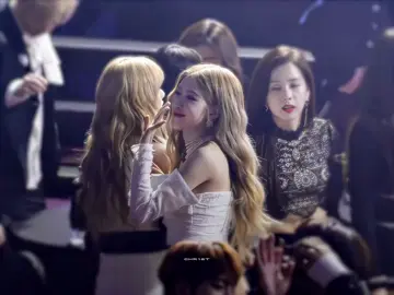 #Rosé #blackpink 