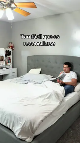 Y ustedes como se reconcilian? 😂#fybシ #viralvideo #comedia #risas😂😂😂 #verdades #fbreels #couple #parejas #humor #reels #reels__tiktok #twins 