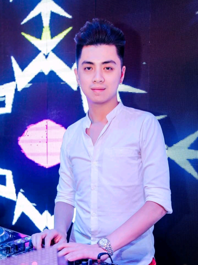 Những Lời Dối Gian - Thái Hoàng remix #djthaihoangontop #tranthaihoang #nhungloidoigianremixthaihoang #thaihoangremix #fanthaihoang #viral #xuhuongtiktok #xuhuongmanh #fyp #abcxyz 