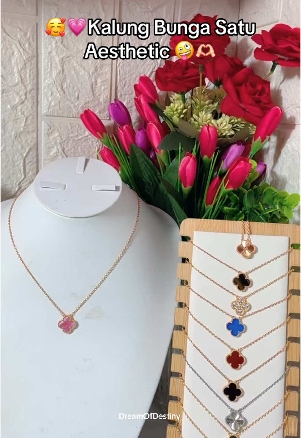 Kalung Bunga Satu bahan Titanium Premium 🤩✨ #kalungbungasatu #aksesoriswanita #titaniumantikarat #titaniumpremium #aksesoriswanitatitanium #fyppppppppppppppppppppppp #viralvideo #berandatiktok #fypage 