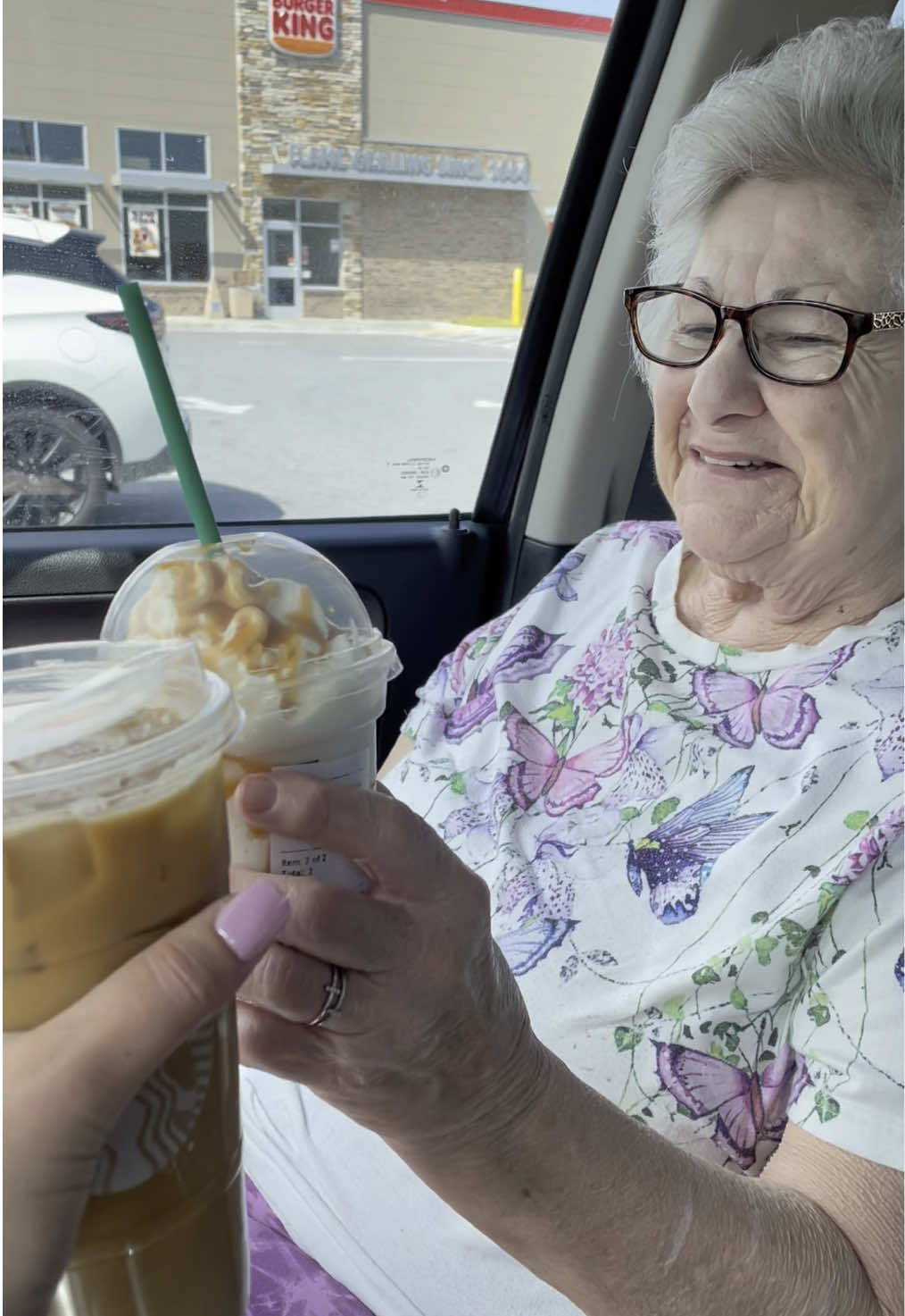 Took gram out for a @Starbucks run ☕️💚 #jockandbelle #grandparents #caregiver #Love #starbucks 