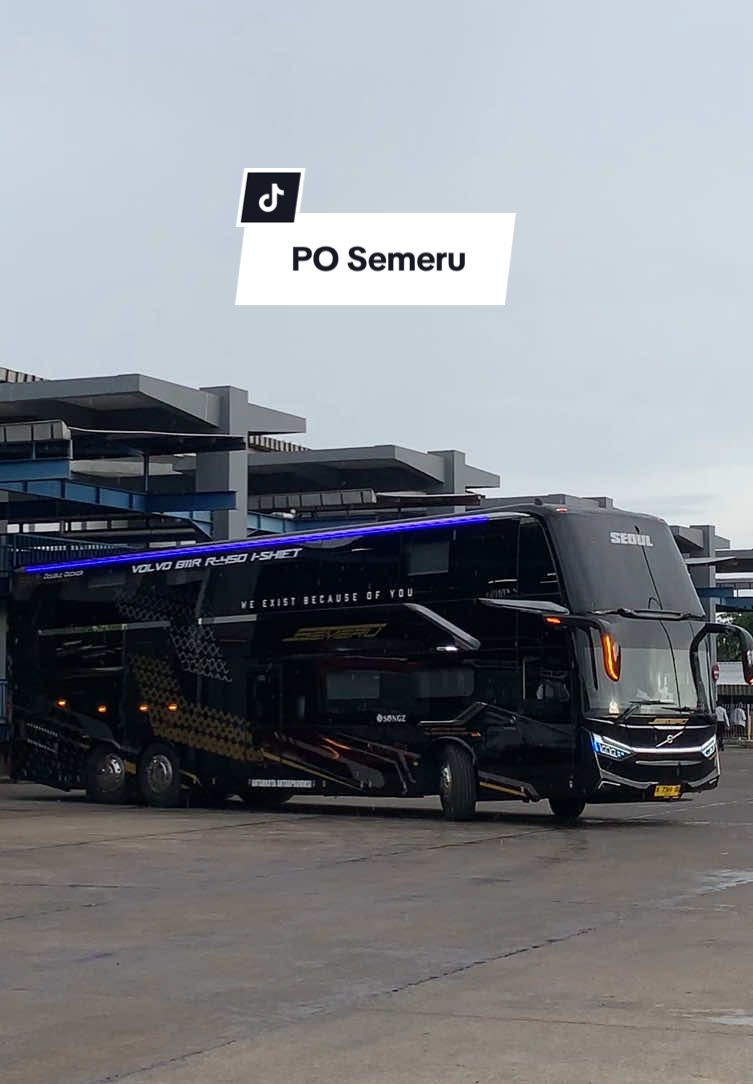 Pemain baru Malang-Jakarta🙌🏽@Semeru Trans Shuttle Double Decker Full Sleeper #malangwajibpremium #sr3 #laksanakaroseri #busmaniacommunity #semerutrans #volvobus #xyzbca 