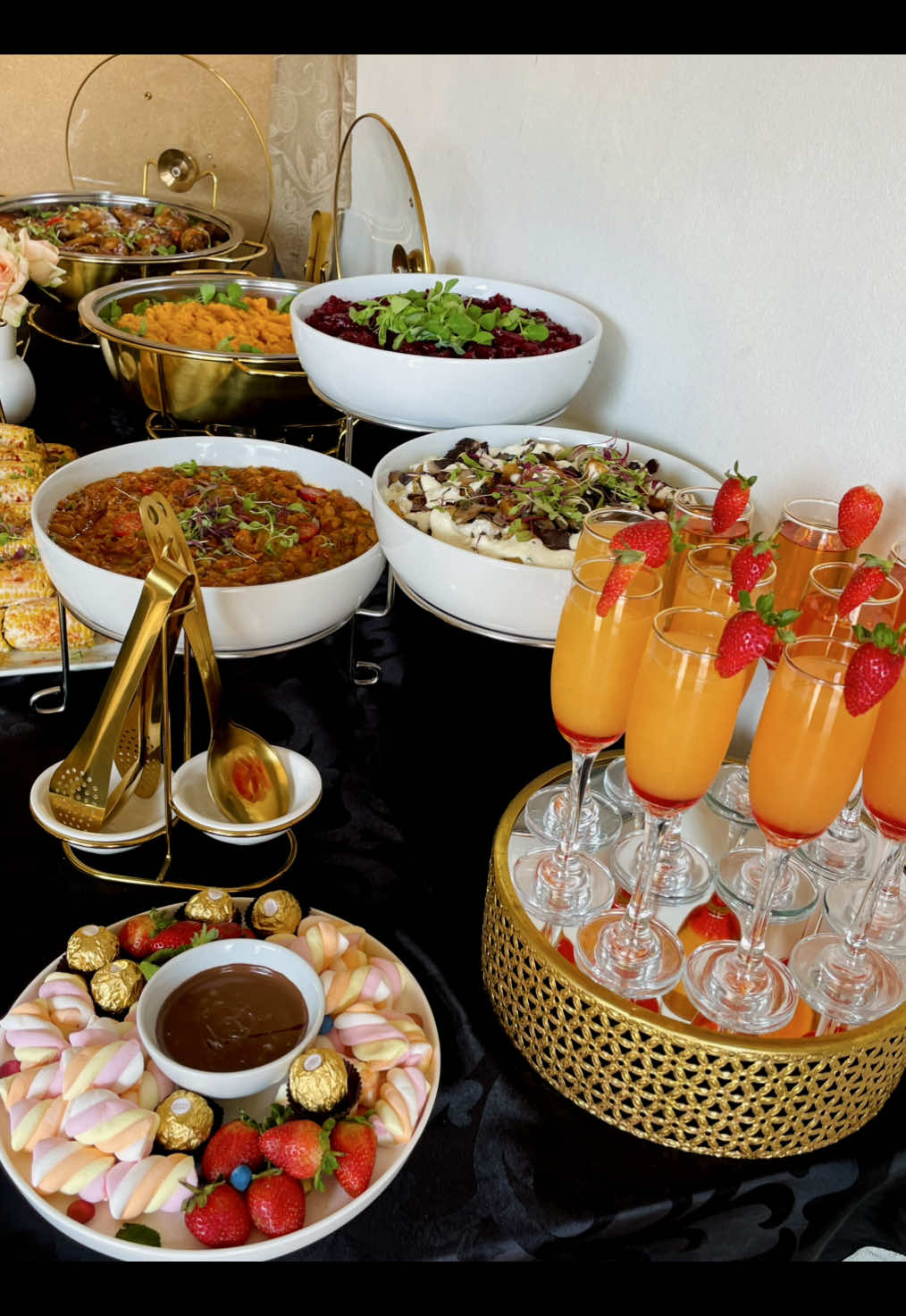 Attention to detail 😍 Catering is our Business 😍 . . . . . . #fyp #catering #celebration #lobola #lobolacelebration #sweettreats #cateringservice #creative #ceboskitchenstudio @phiwesindane 