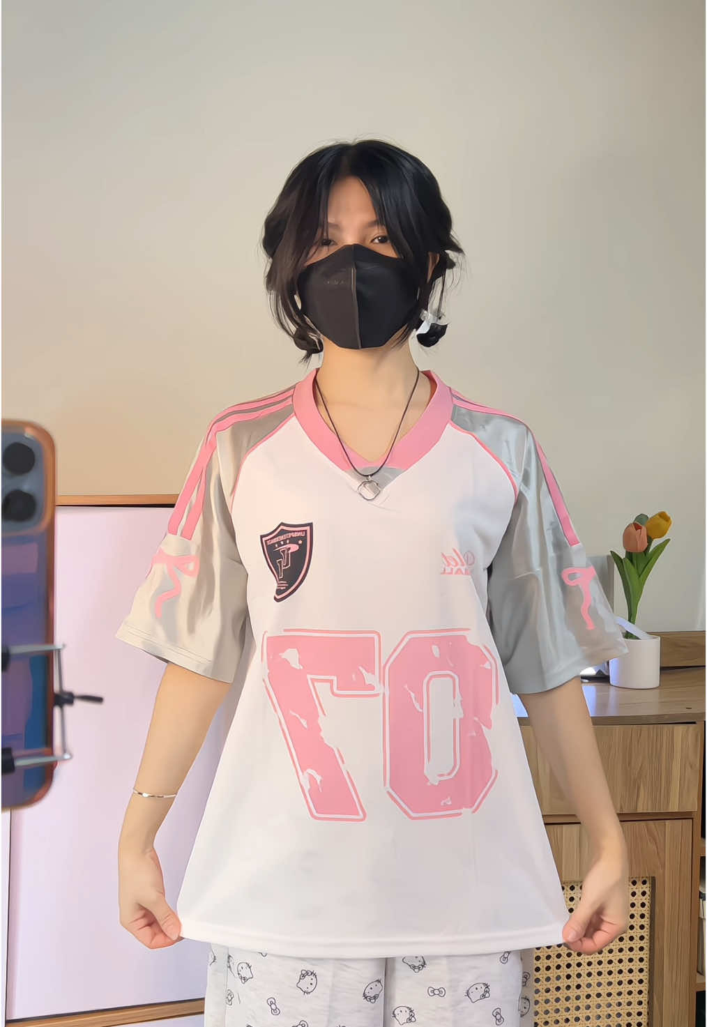 Áo có size từ 35-85 cân, 2 màu đen trắng. Rủ ny mặc cặp nè mấy ní 🎀🧑🏻👧🏻 #aothun #aothunthethao #aothunraplan07 #aothunso07 #aothunboxy #aothunphomrong #aothunnamnuunisex 