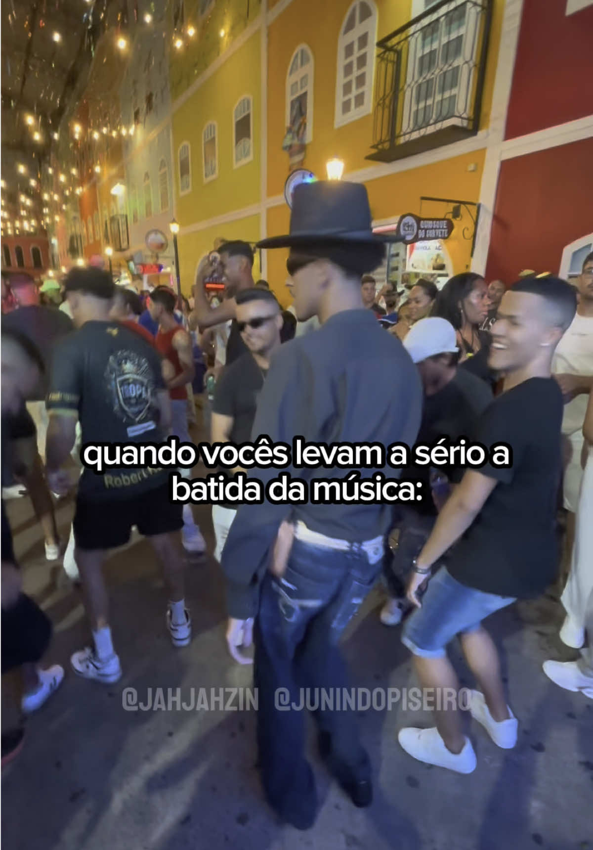 tocou um forró assim a gente acompanha @Juninho   #fy #fyp #paredao #paredão #paredãodesom #ctn #dance #dança #danca #meme #humor #festa #role #balada #ctn #nordeste #nordestino #centrodetradicoesnordestinas #estilo #estiloso #chique #elegante #elegancia #veio #vei #idoso #velho #resenha #desmantelo #saopaulo #nordeste #nordestino   #forro #forró #forrozeiro #deoseresteiro